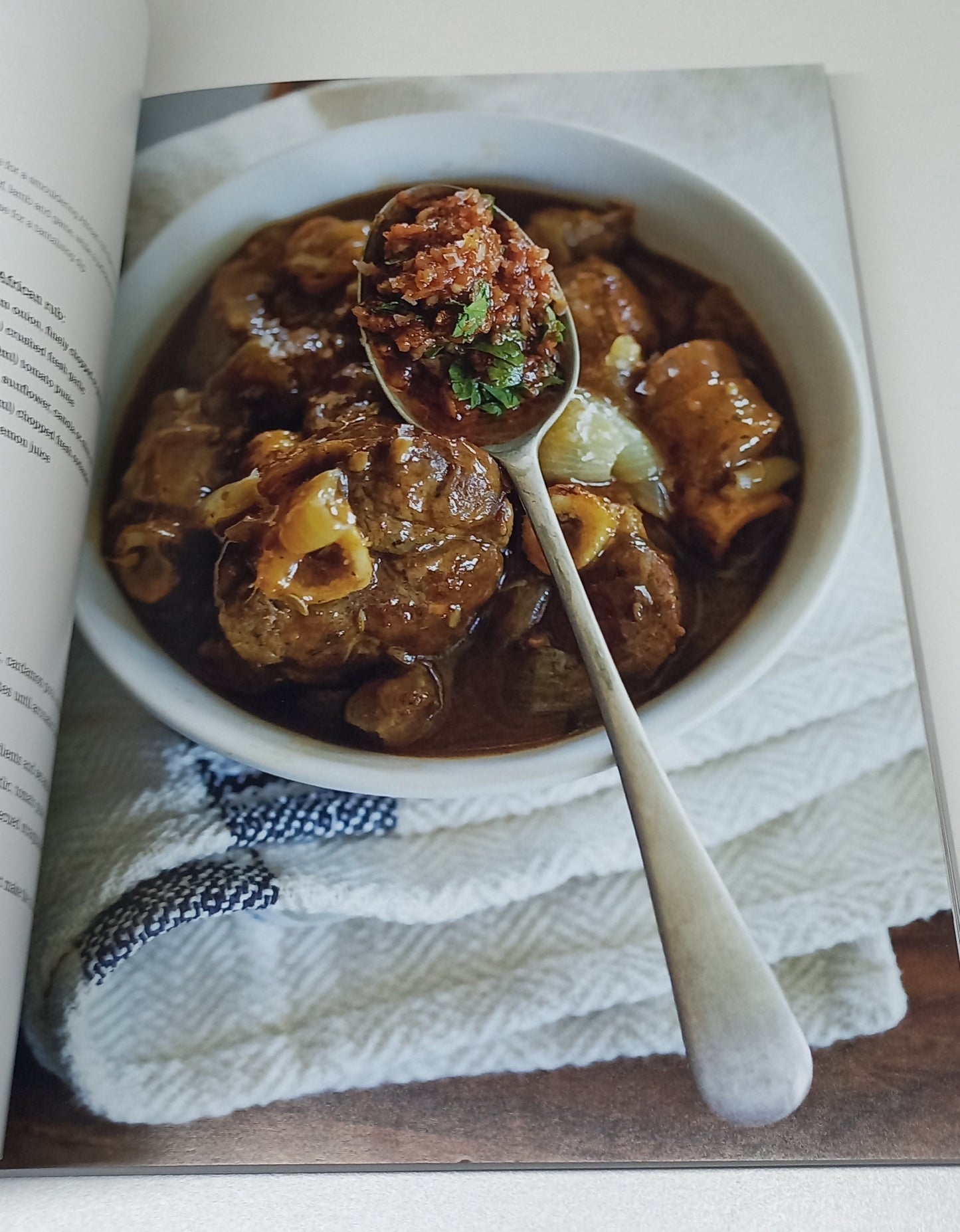 Relish: Easy Sauces, Seasonings & Condiments to Make at Home by Sonia Cabano