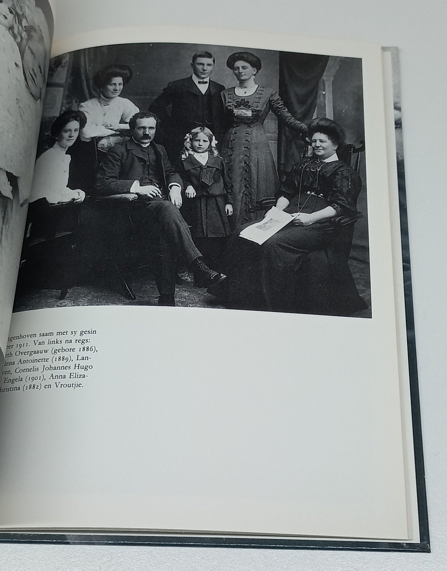 Die Dienswillige Dienaar: 'n Langenhoven-Fotoboek by J.C. Kannemeyer