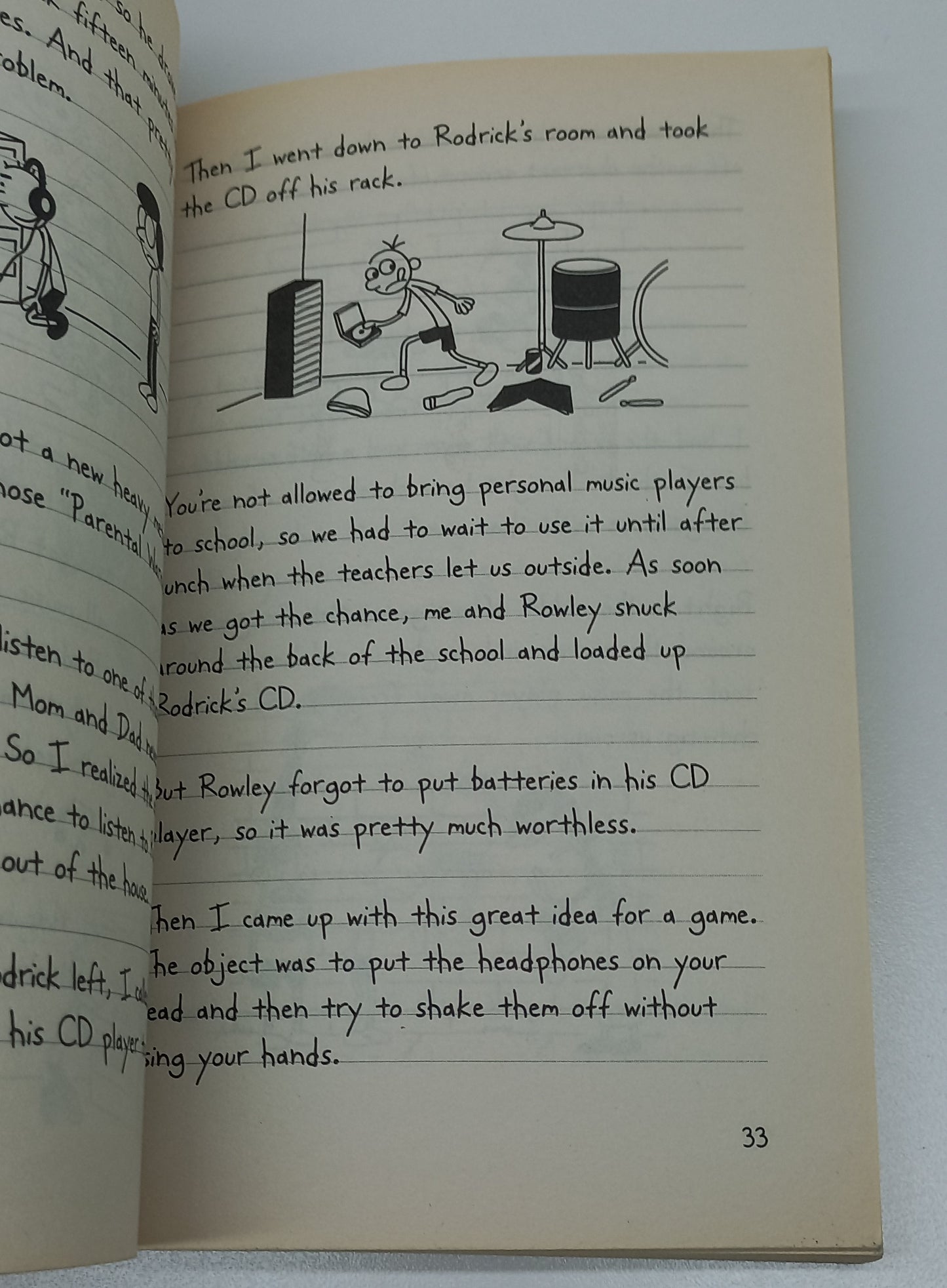 Diary of a Wimpy Kid by Jeff Kinney (Diary of a Wimpy Kid #1)