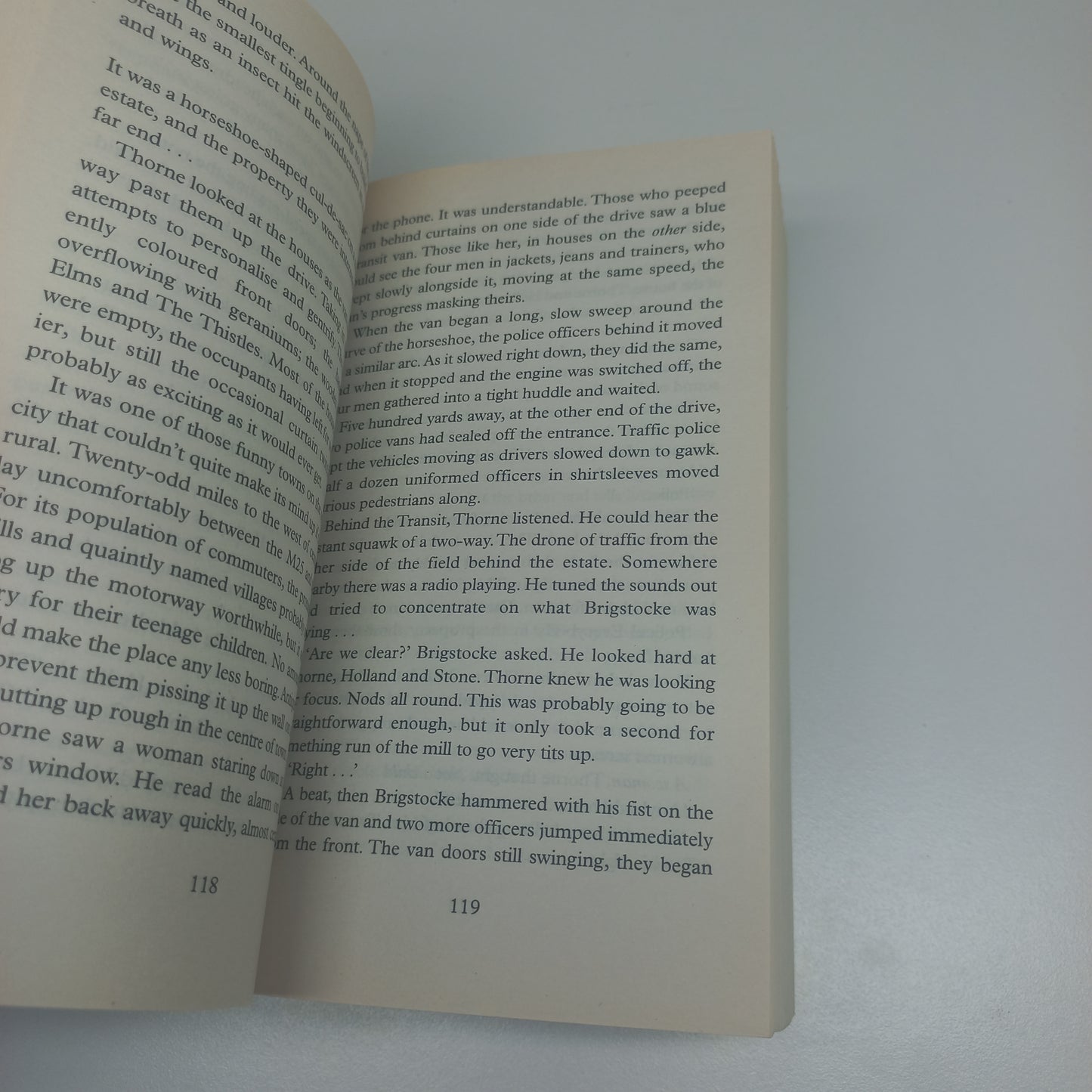 Lazybones (Tom Thorne #3) & The Burning Girl (Tom Thorne #4) by Mark Billingham Omnibus 2 in 1