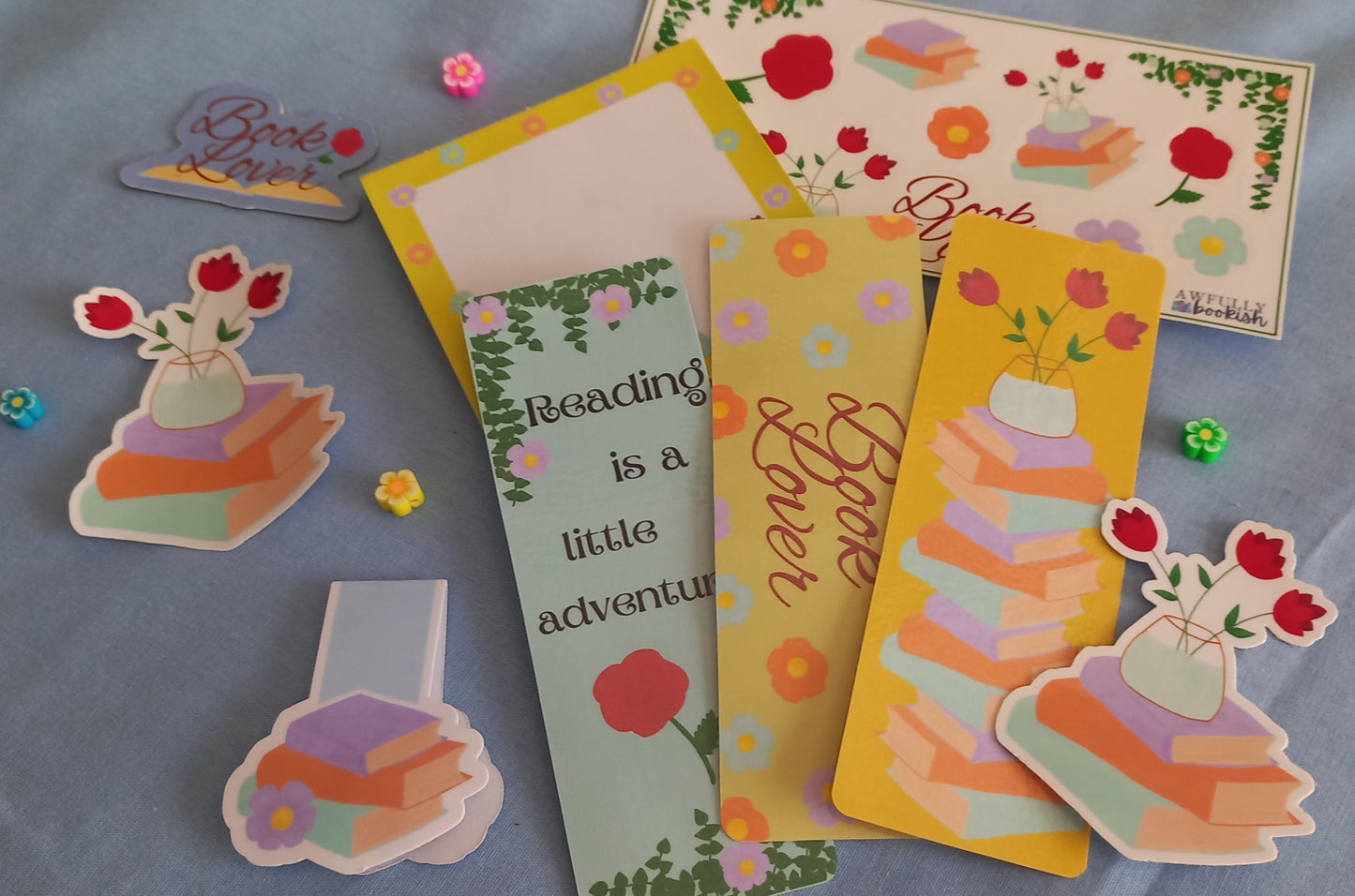 Flowers and Bookstacks Stationery Set