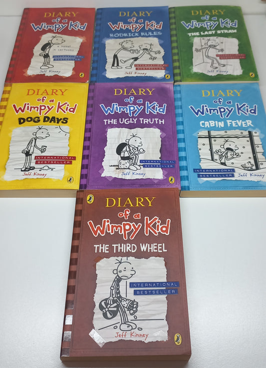 Diary of a Wimpy Kid by Jeff Kinney Book Bundle