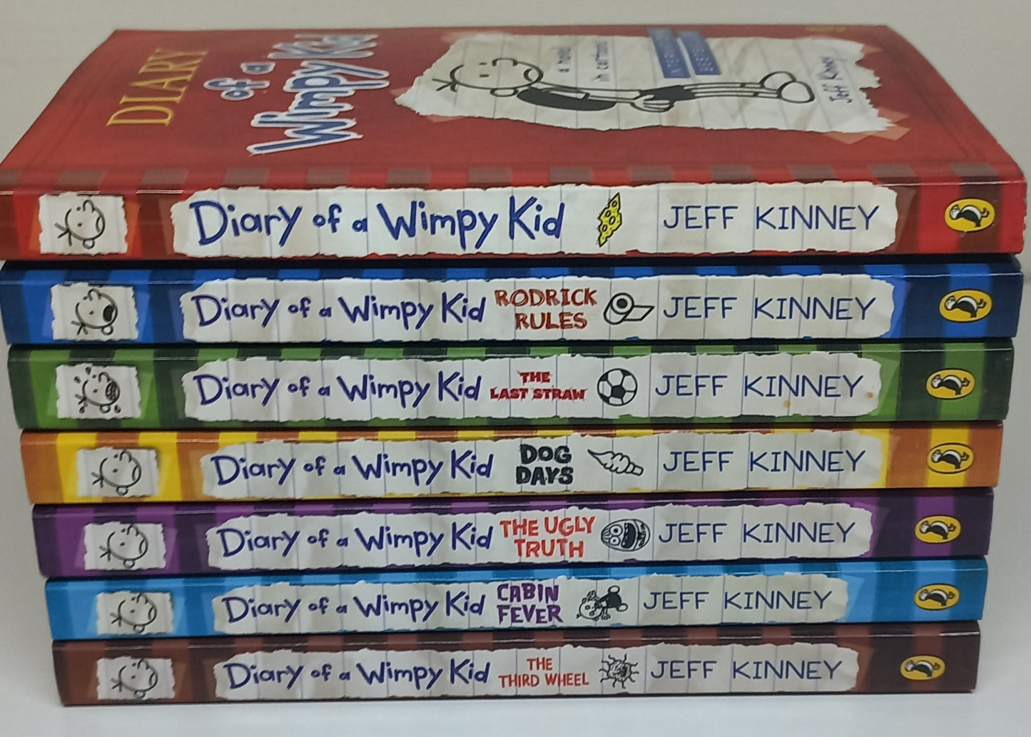 Diary of a Wimpy Kid by Jeff Kinney Book Bundle