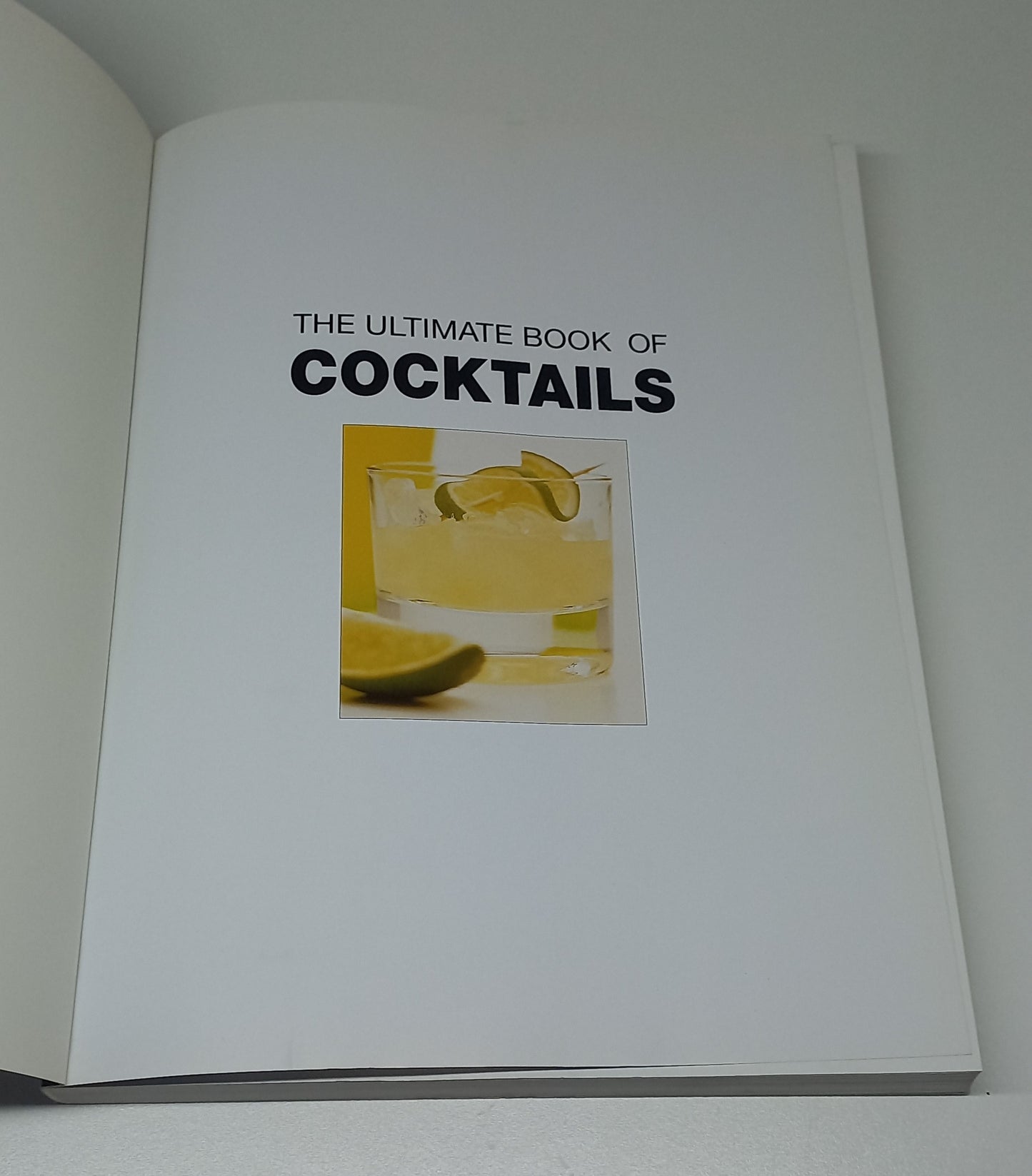 The Ultimate Book of Cocktails by Stuart Walton