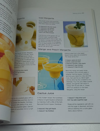 The Ultimate Book of Cocktails by Stuart Walton