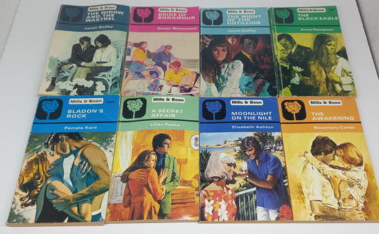 Mills & Boon 8 Book Bundle