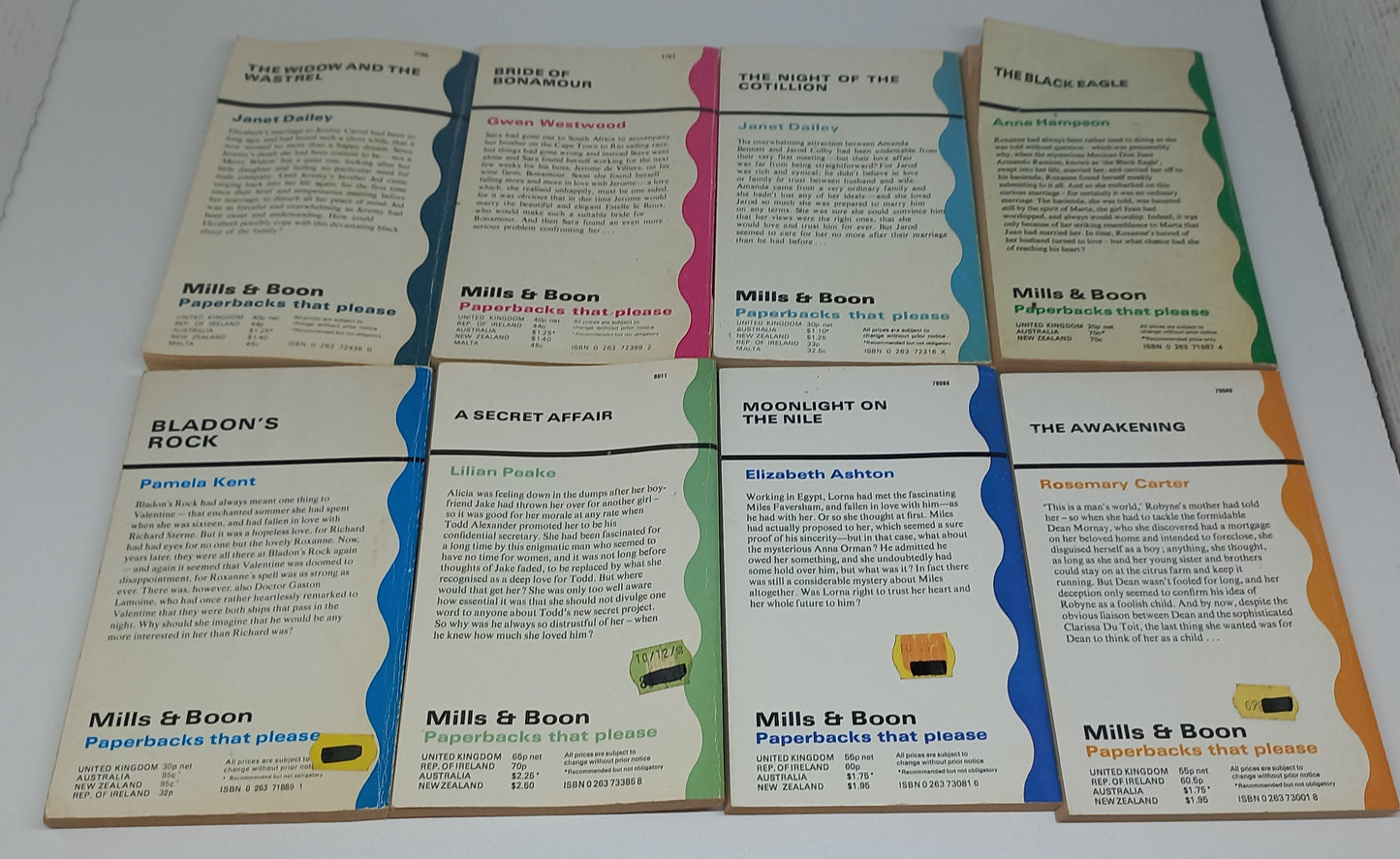 Mills & Boon 8 Book Bundle