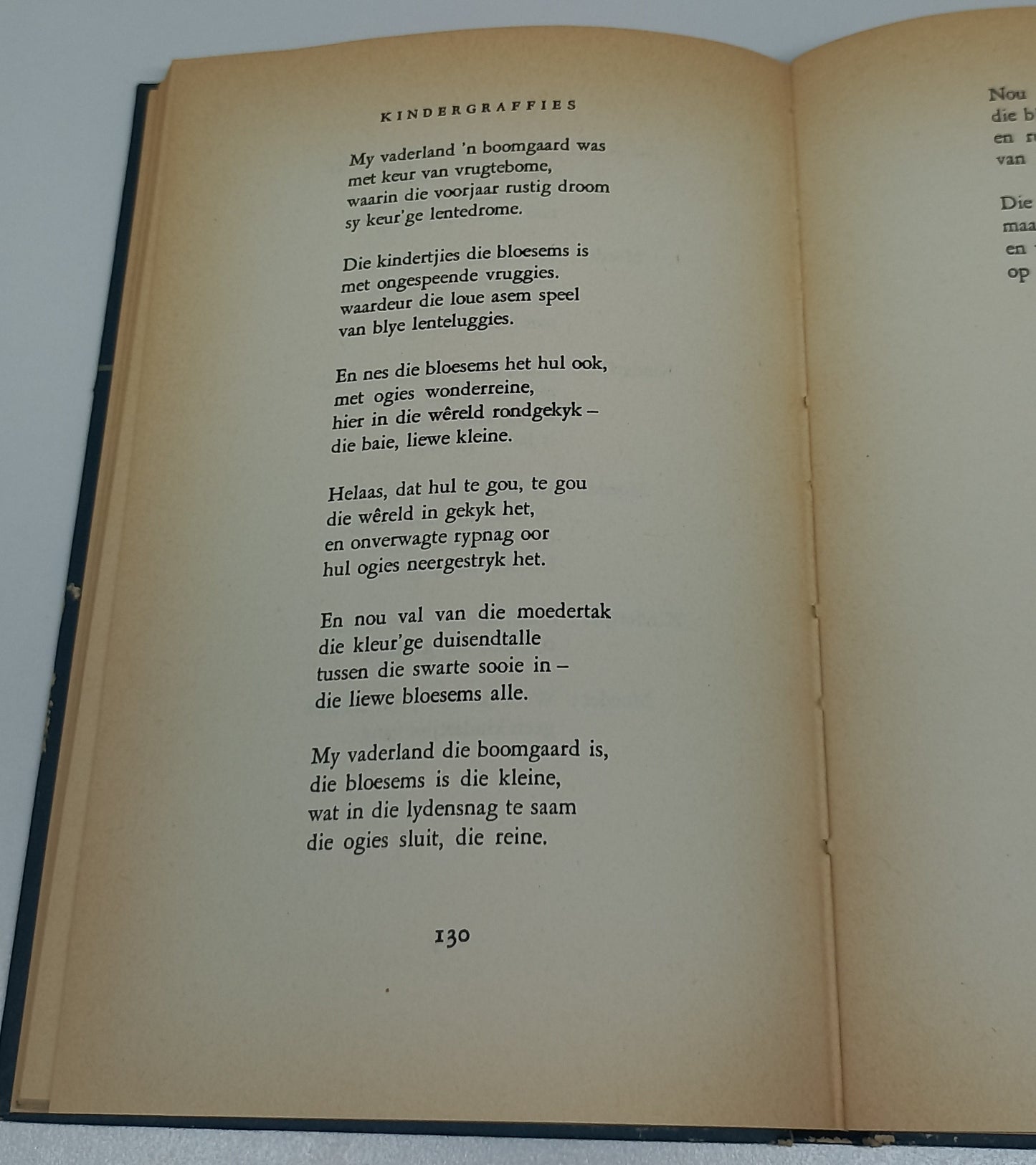 Die Wêreld is Ons Woning Nie: 'n Studie Van Die Poesie van Totius Met Tekste