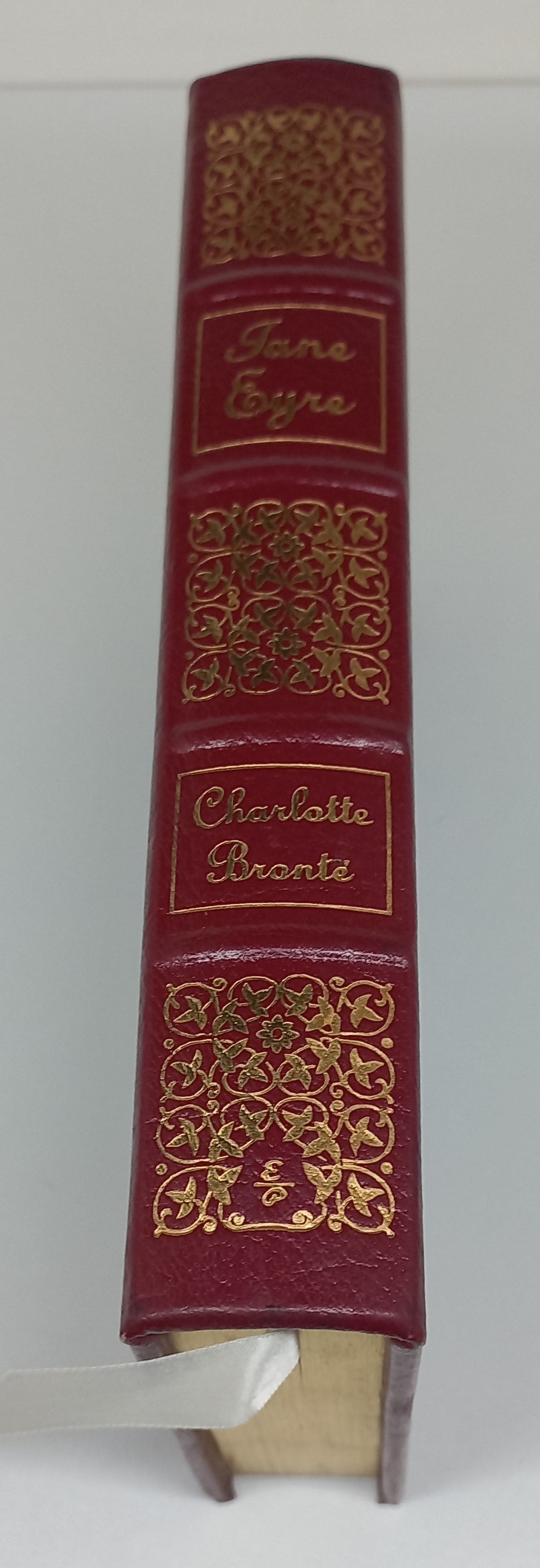 Jane Eyre by Charlotte Brontë (COLLECTOR'S EDITION)