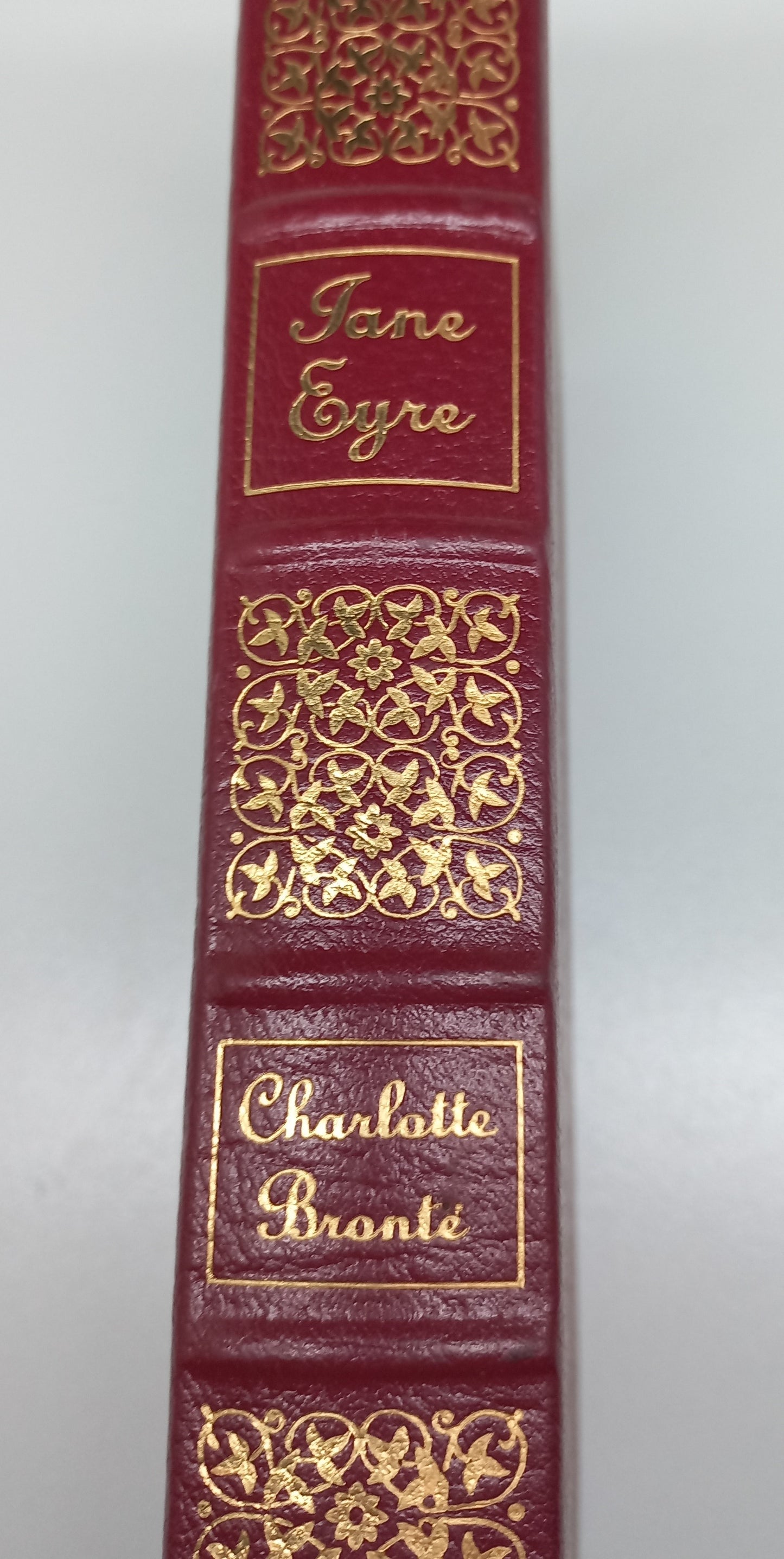 Jane Eyre by Charlotte Brontë (COLLECTOR'S EDITION)
