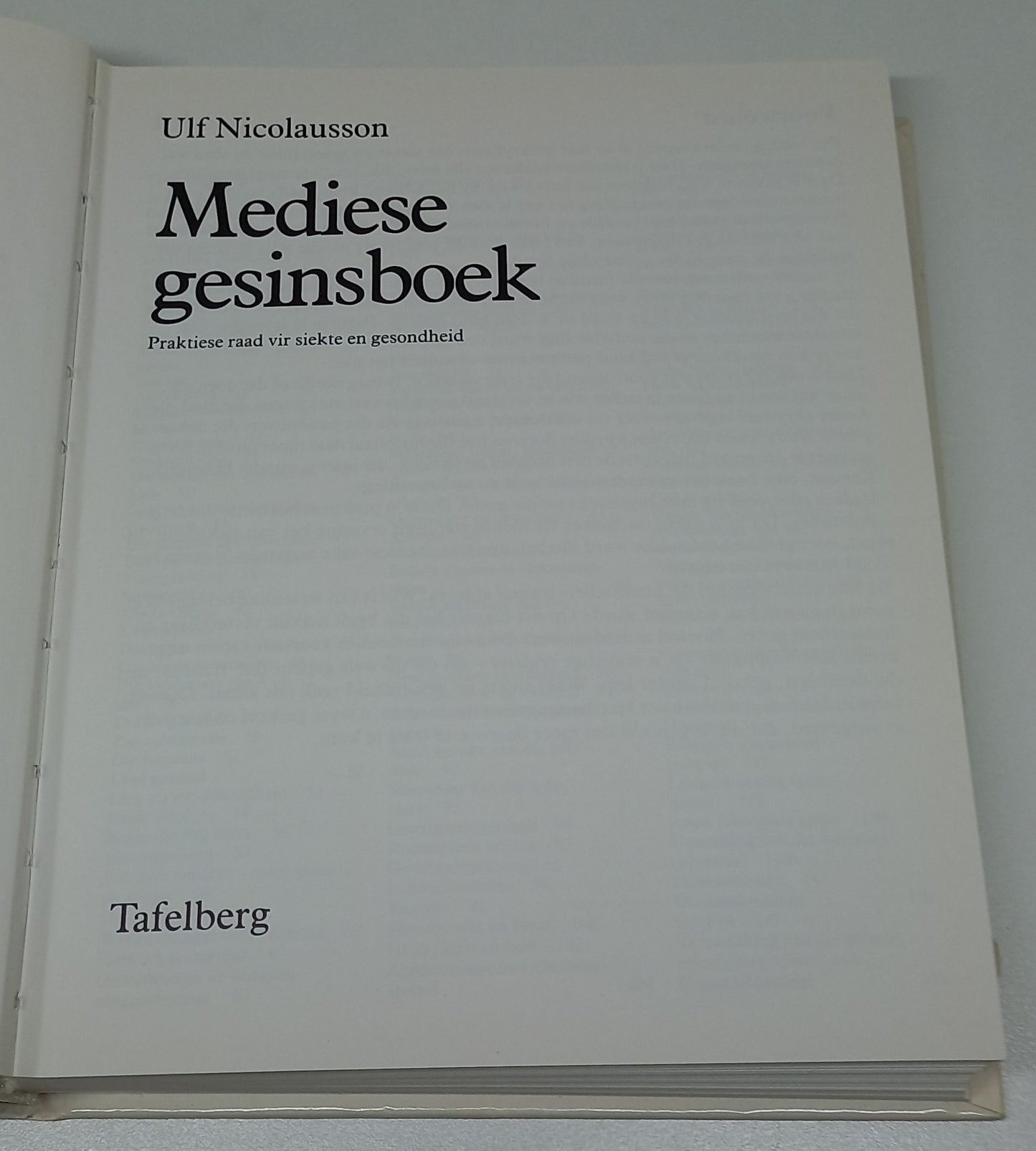 Mediese Gesinsboek: Praktiese Raad Vir Siekte en Gesondheid by Ulf Nicolausson