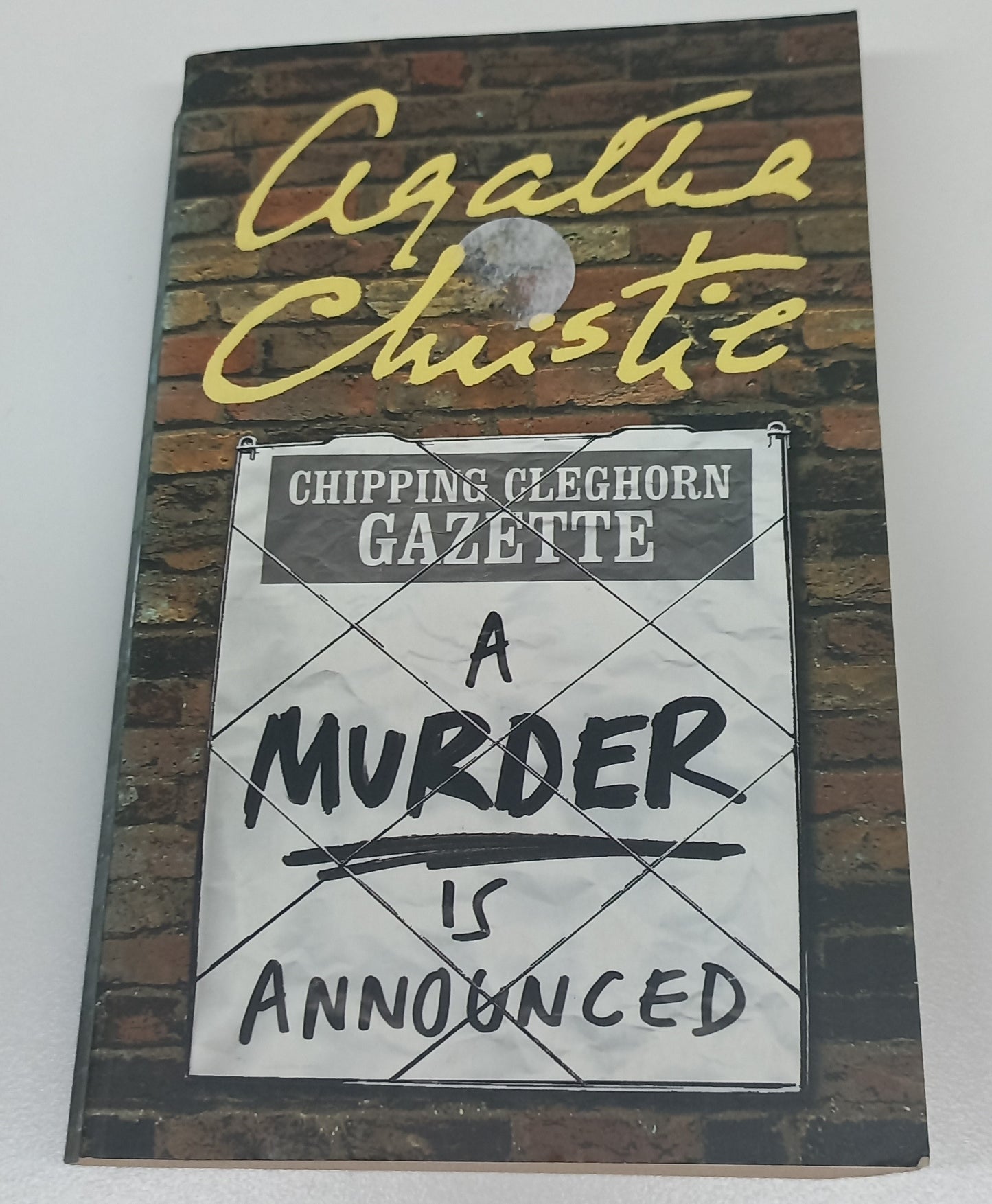 A Murder is Announced by Agatha Christie (Miss Marple #4)