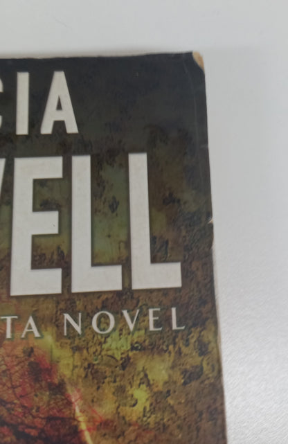 Trace by Patricia Cornwell (Kay Scarpetta #13)