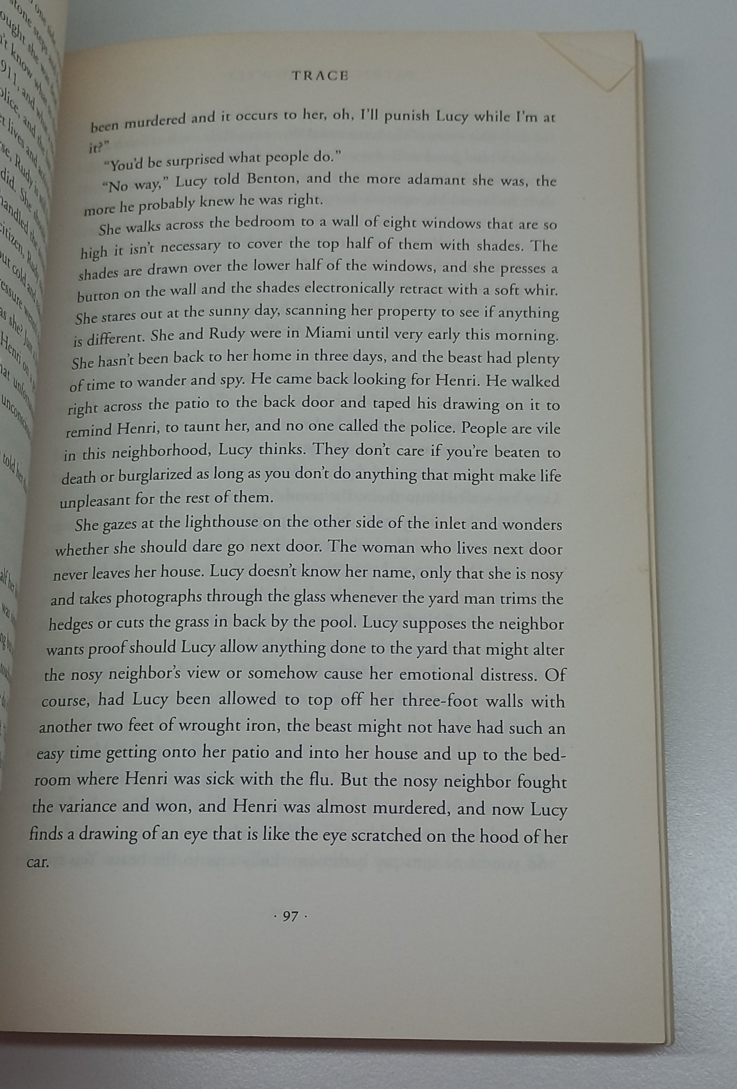 Trace by Patricia Cornwell (Kay Scarpetta #13)