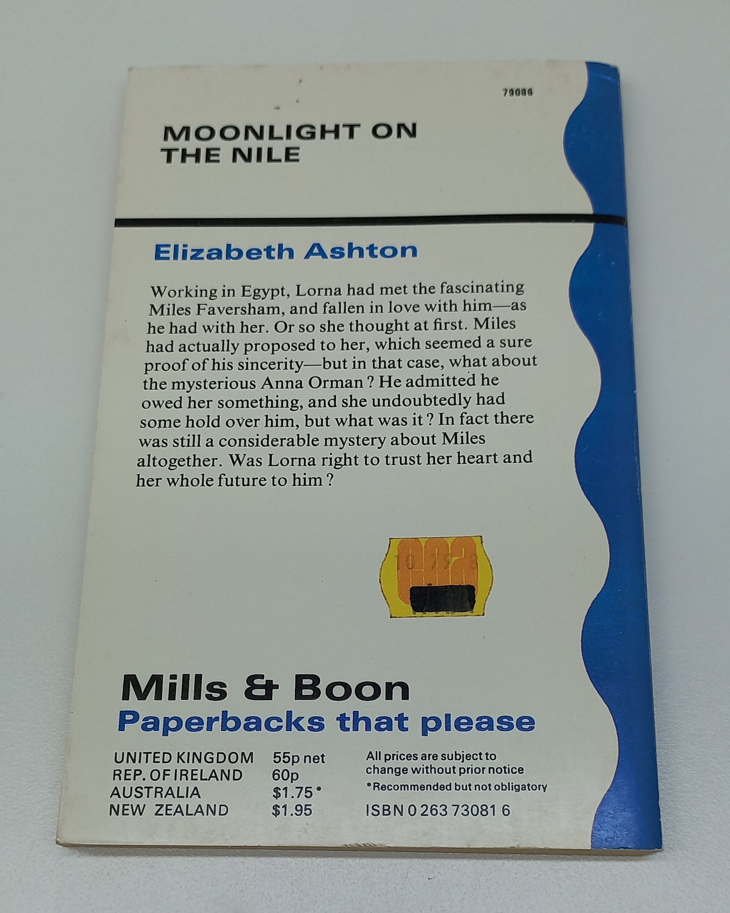 Moonlight on the Nile by Elizabeth Ashton Mills & Boon 1979