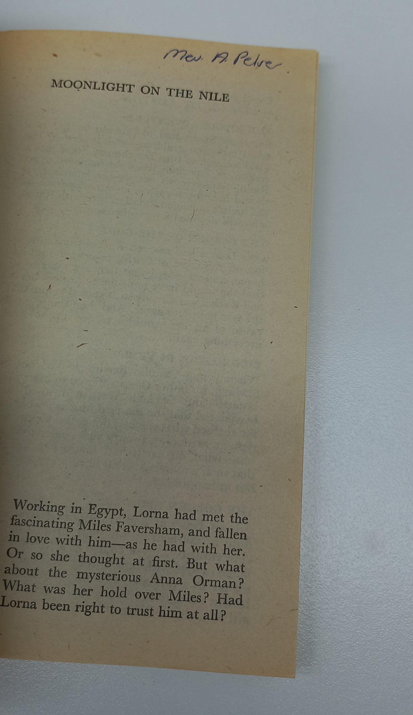 Moonlight on the Nile by Elizabeth Ashton Mills & Boon 1979
