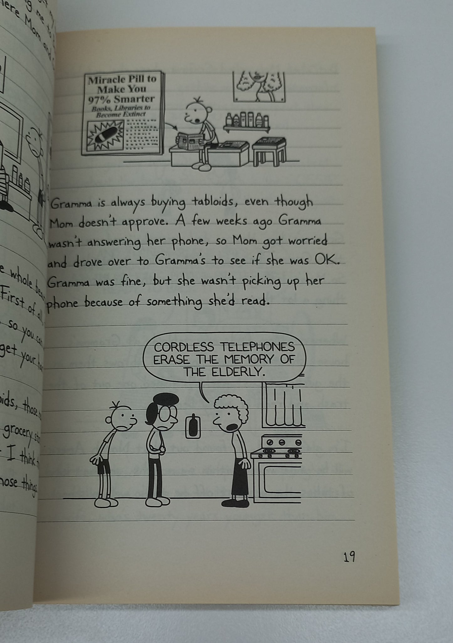 Dog Days by Jeff Kinney (Diary of a Wimpy Kid #4)