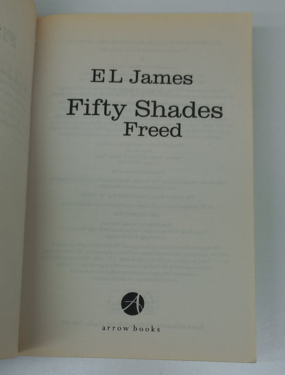 Fifty Shades Freed by E.L. James (Fifty Shades #3)