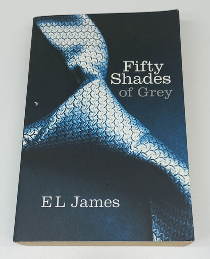 Fifty Shades of Grey by E.L. James (Fifty Shades #1)