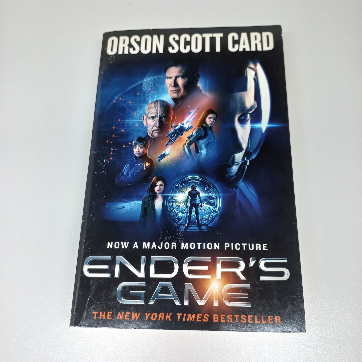 Ender's Game by Orson Scott Card (Ender's Saga #1)