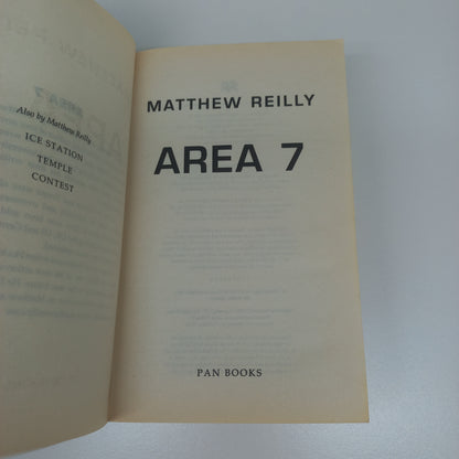 Area 7 by Matthew Reilly (Shane Schofield #2)