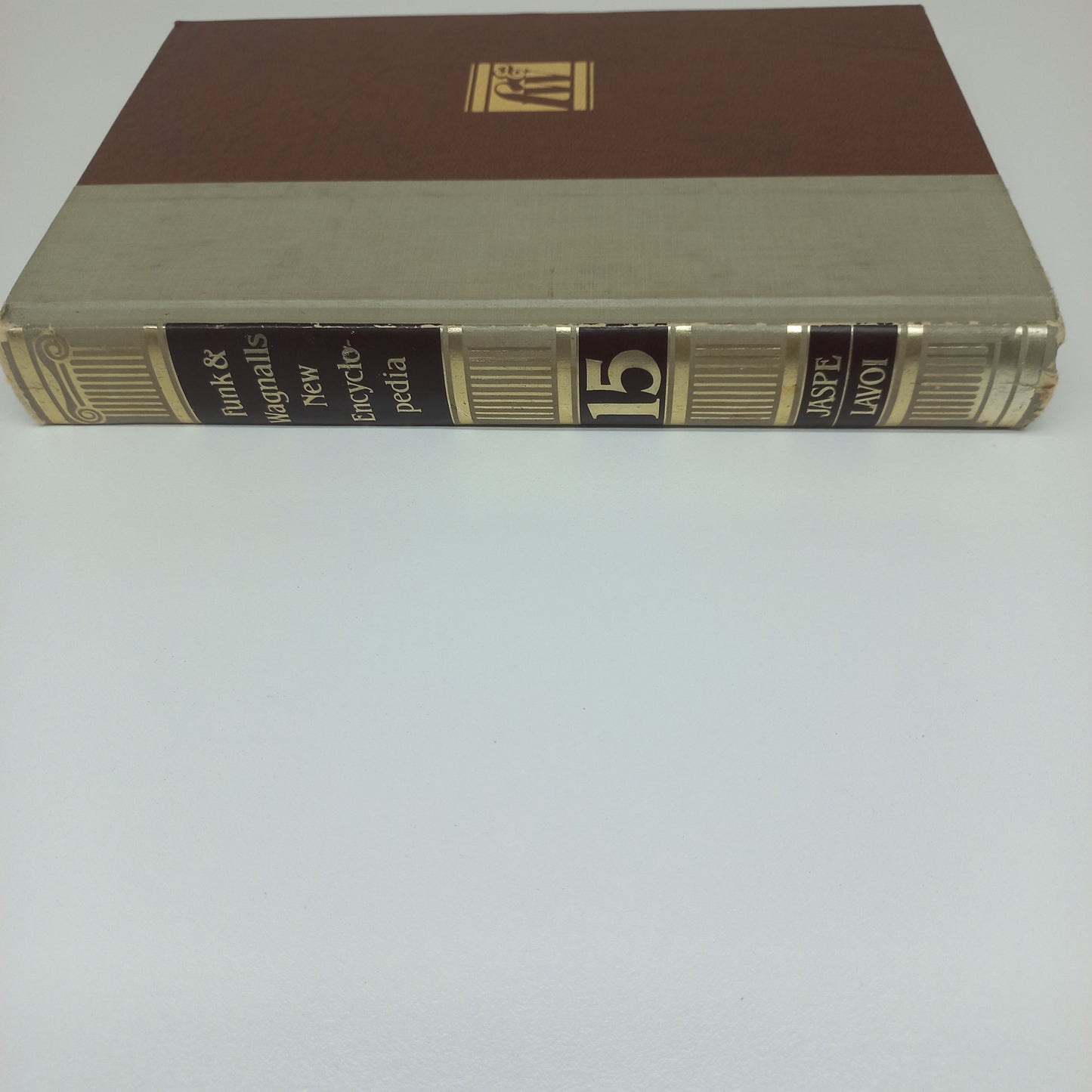 Funk & Wagnalls New Encyclopedia Volume 15 Jaspers - Lavoisier