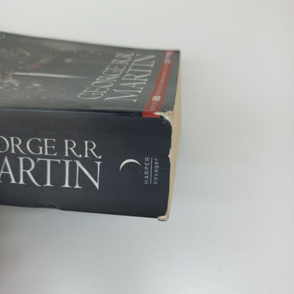 Game of Thrones by George R.R. Martin (A Song of Fire & Ice #1)