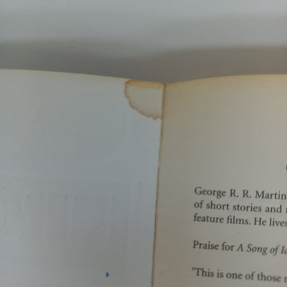 Game of Thrones by George R.R. Martin (A Song of Fire & Ice #1)