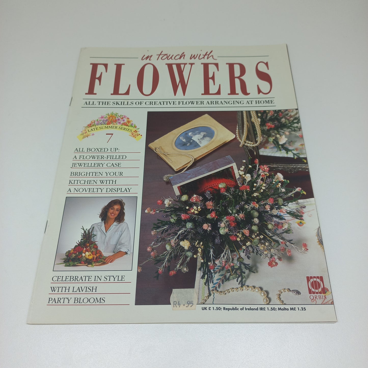 In Touch With Flowers: All the Skills of Creative Flower Arranging at Home Late Summer Series 1 - 13 Vintage Magazine Bundle