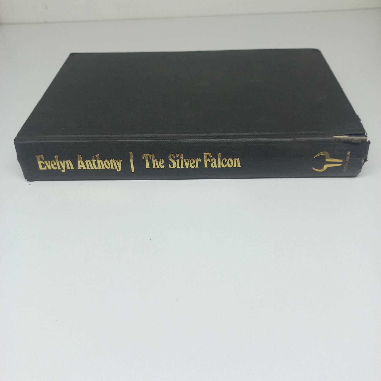 The Silver Falcon by Evelyn Anthony