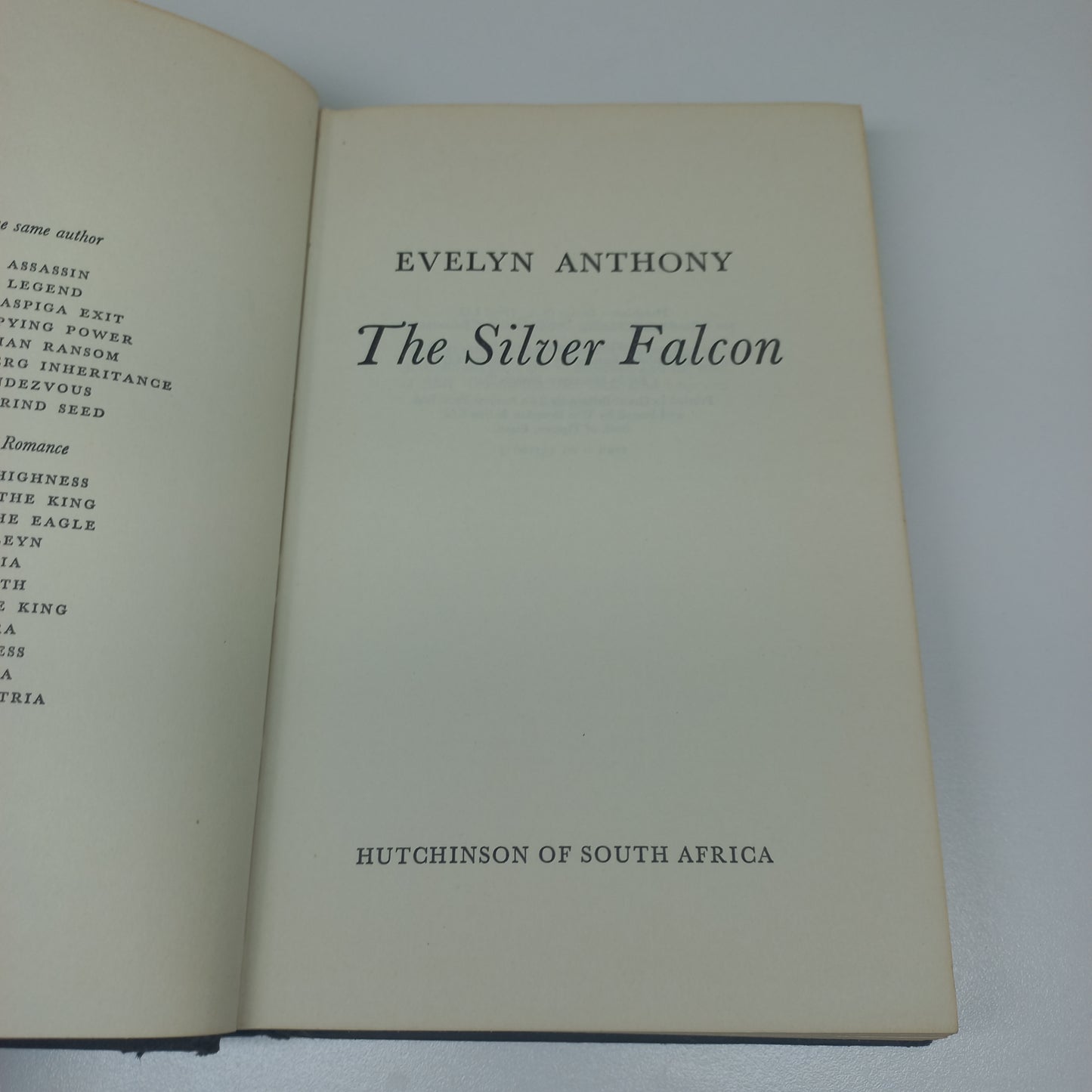 The Silver Falcon by Evelyn Anthony