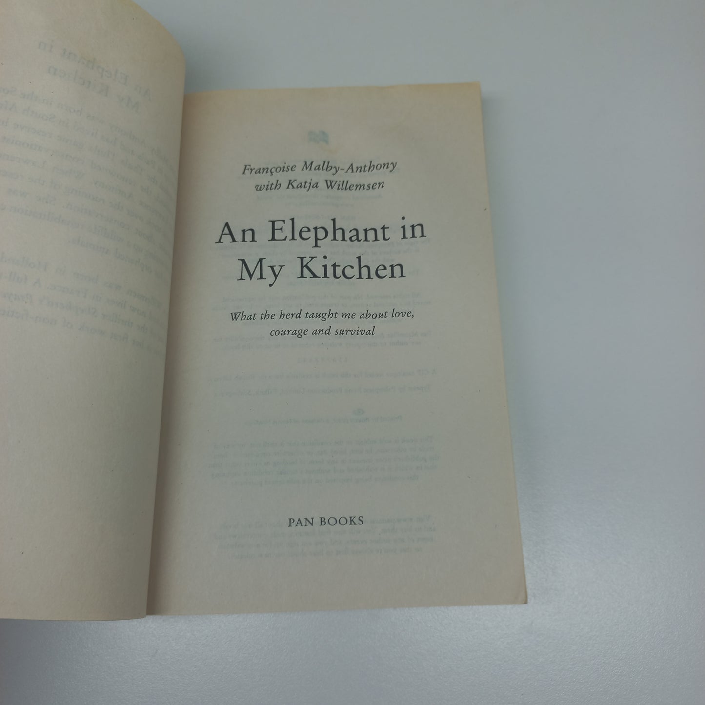An Elephant in My Kitchen by Francoise Malby-Anthony (Elephant Whisperer)