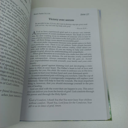 Intimate Moments with God: 366 Devotions Strength for Each Day of the Year by Solly Ozrovech