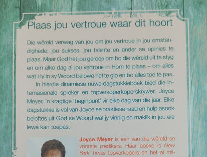 Vertrou God Dag Vir Dag: 365 Dagstukkies by Joyce Meyer