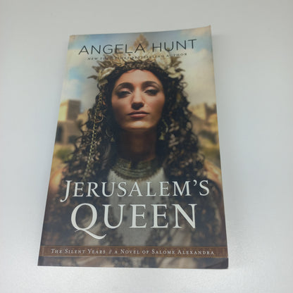 Jerusalem's Queen by Angela Hunt (The Silent Years #3)
