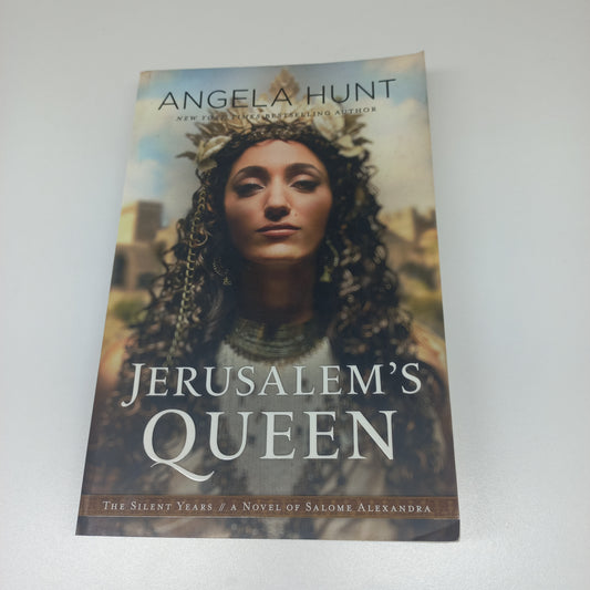 Jerusalem's Queen by Angela Hunt (The Silent Years #3)