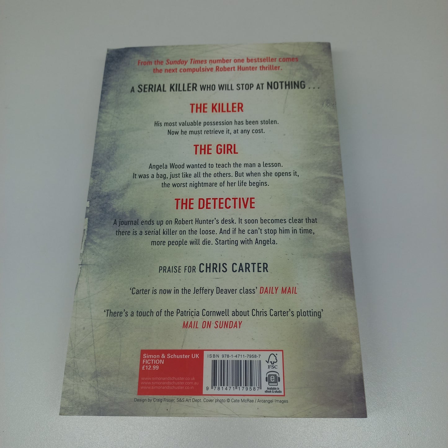 Written in Blood by Chris Carter (Robert Hunter #11)