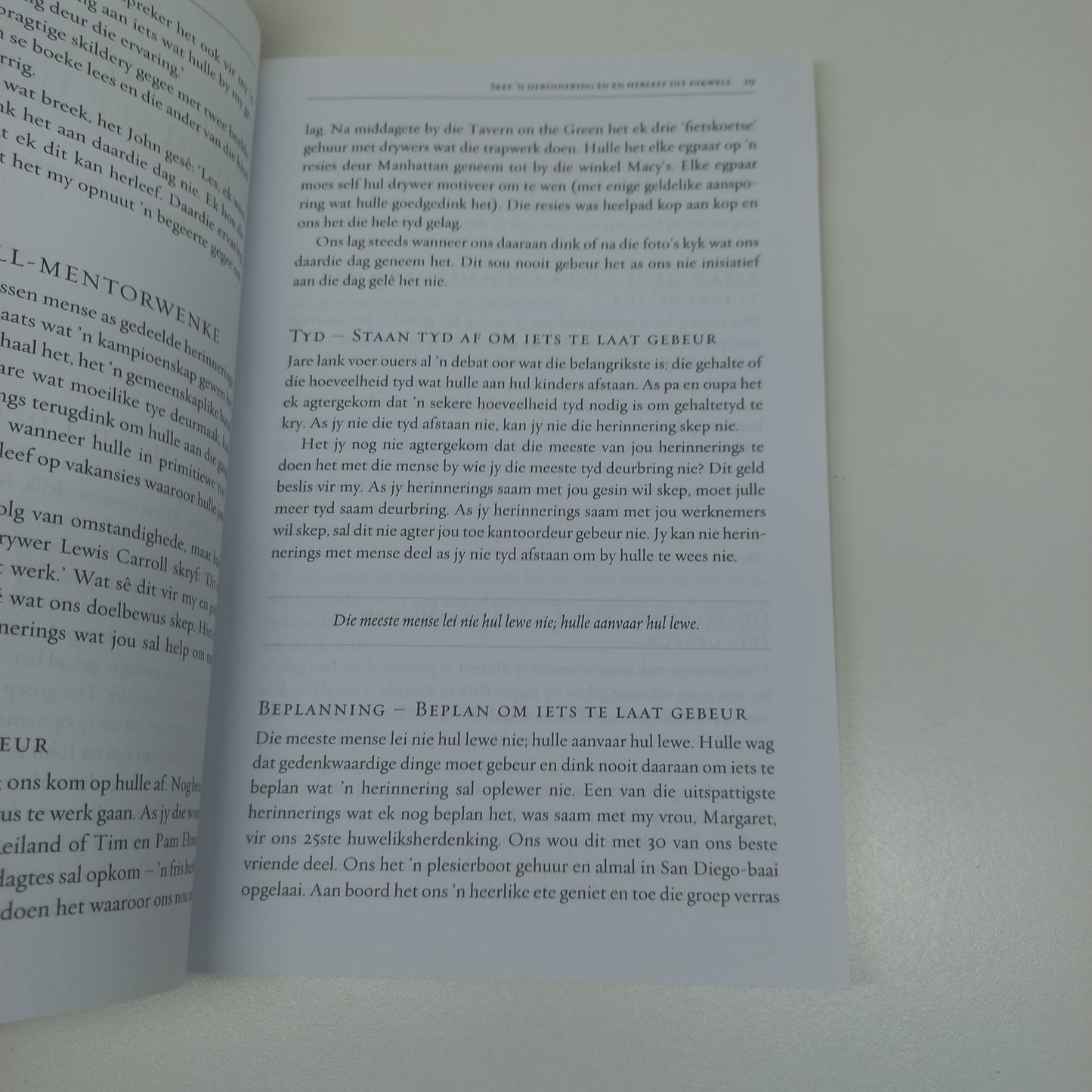 25 Maniere om Met Mense te Wen: Praktiese Wenke vir Suksesvolle Menseverhoudings by John C. Maxwell en Dr Les Parrot