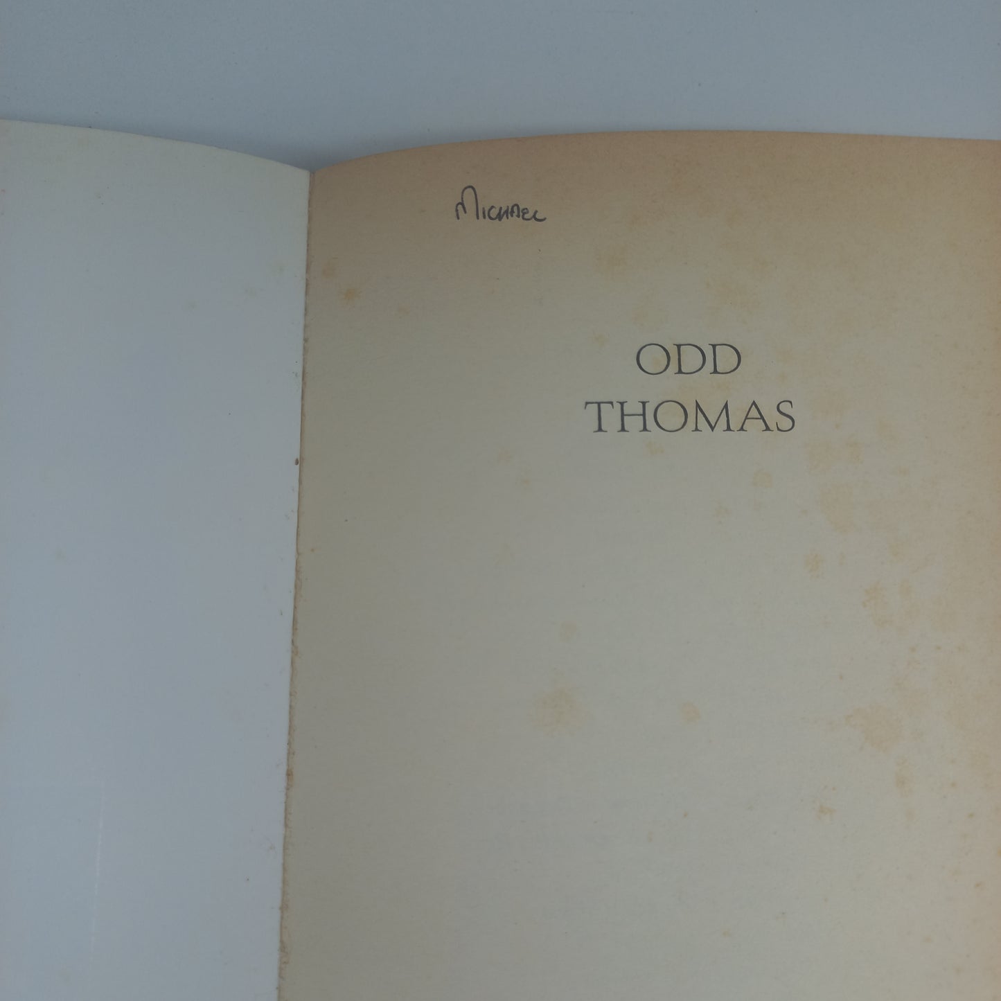 Odd Thomas (Odd Thomas #1) by Dean Koontz