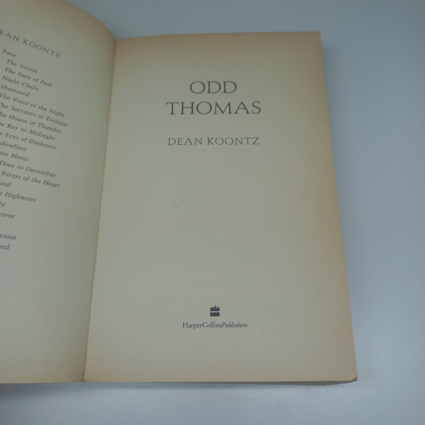 Odd Thomas (Odd Thomas #1) by Dean Koontz