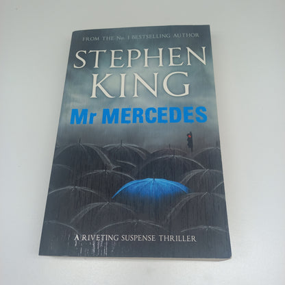 Mr Mercedes by Stephen King (Bill Hodges #1)