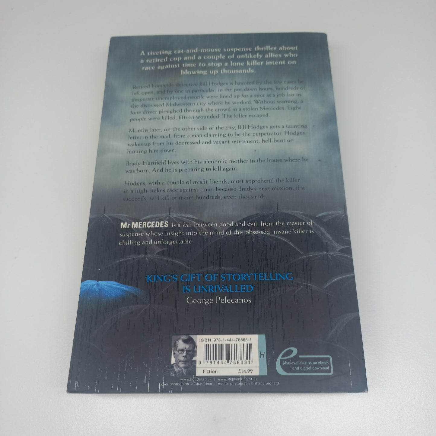 Mr Mercedes by Stephen King (Bill Hodges #1)