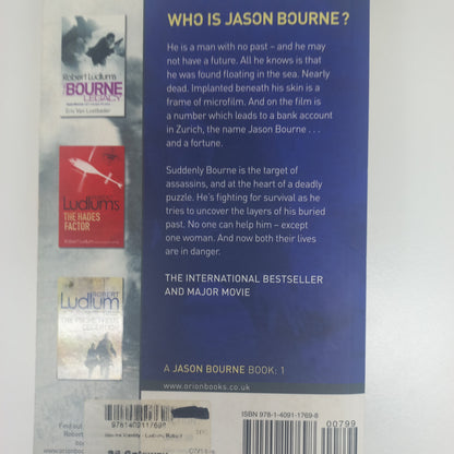 The Bourne Identity by Robert Ludlum (Jason Bourne #1)