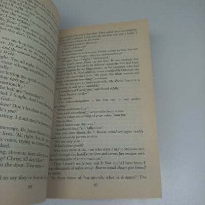The Bourne Supremacy by Robert Ludlum (Jason Bourne #2)