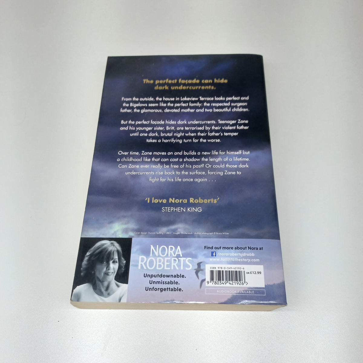 Under Currents by Nora Roberts